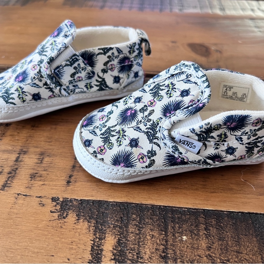 Vans-size 4 (infants)